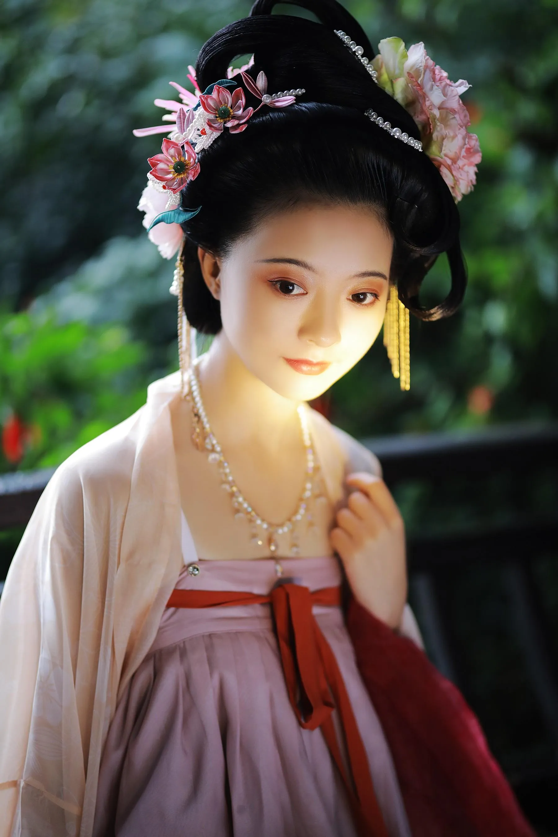 [YITUYU艺图语]2022.09.23 风月偏爱宴旧人 YunFleur [36P]插图